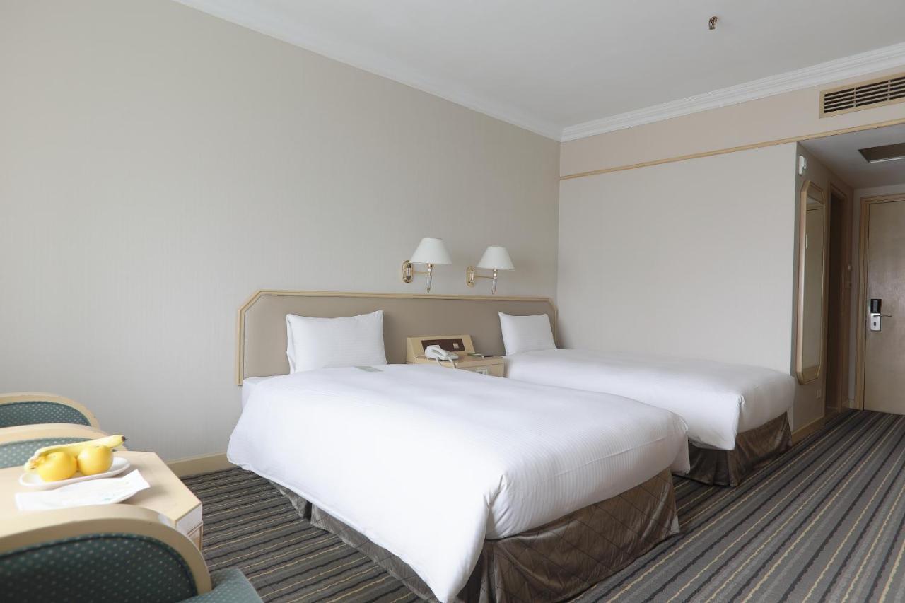 Santos Hotel Tajpej Buitenkant foto